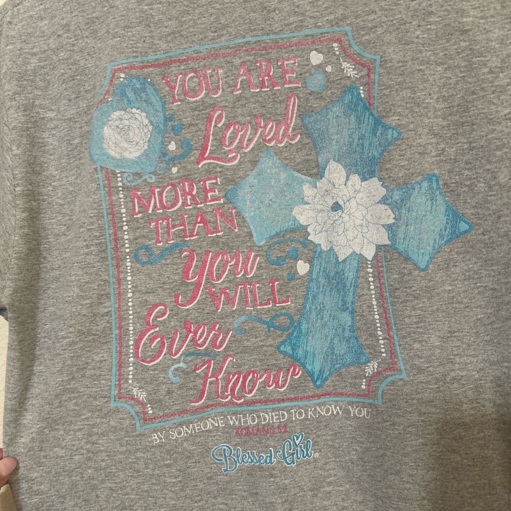 Blessed Girl Gray Graphic T-Shirt "You Are Loved" Floral Cross Size S - Picture 6 of 7